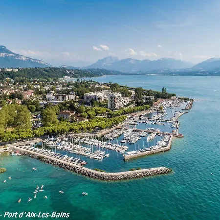 Apartment Lumineux Et Fonctionnel Avec Balcon Et Garage, Proche Centre-ville Et Thermes A ! - Fr-1-555-1 *